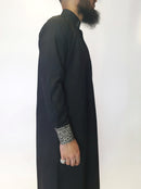 Black Saudi Thobe With Embroidered Collar