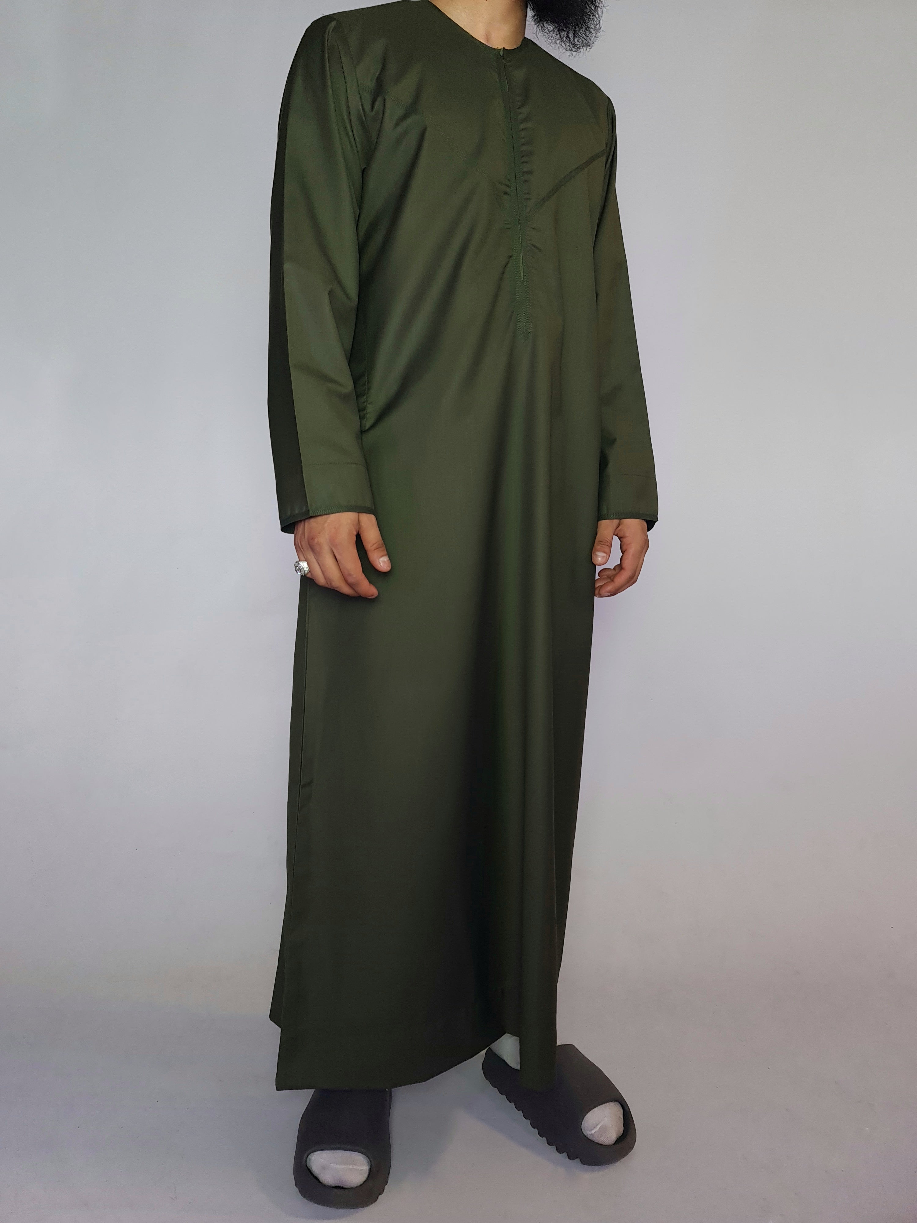 Dark Green Simple Omani Thobe