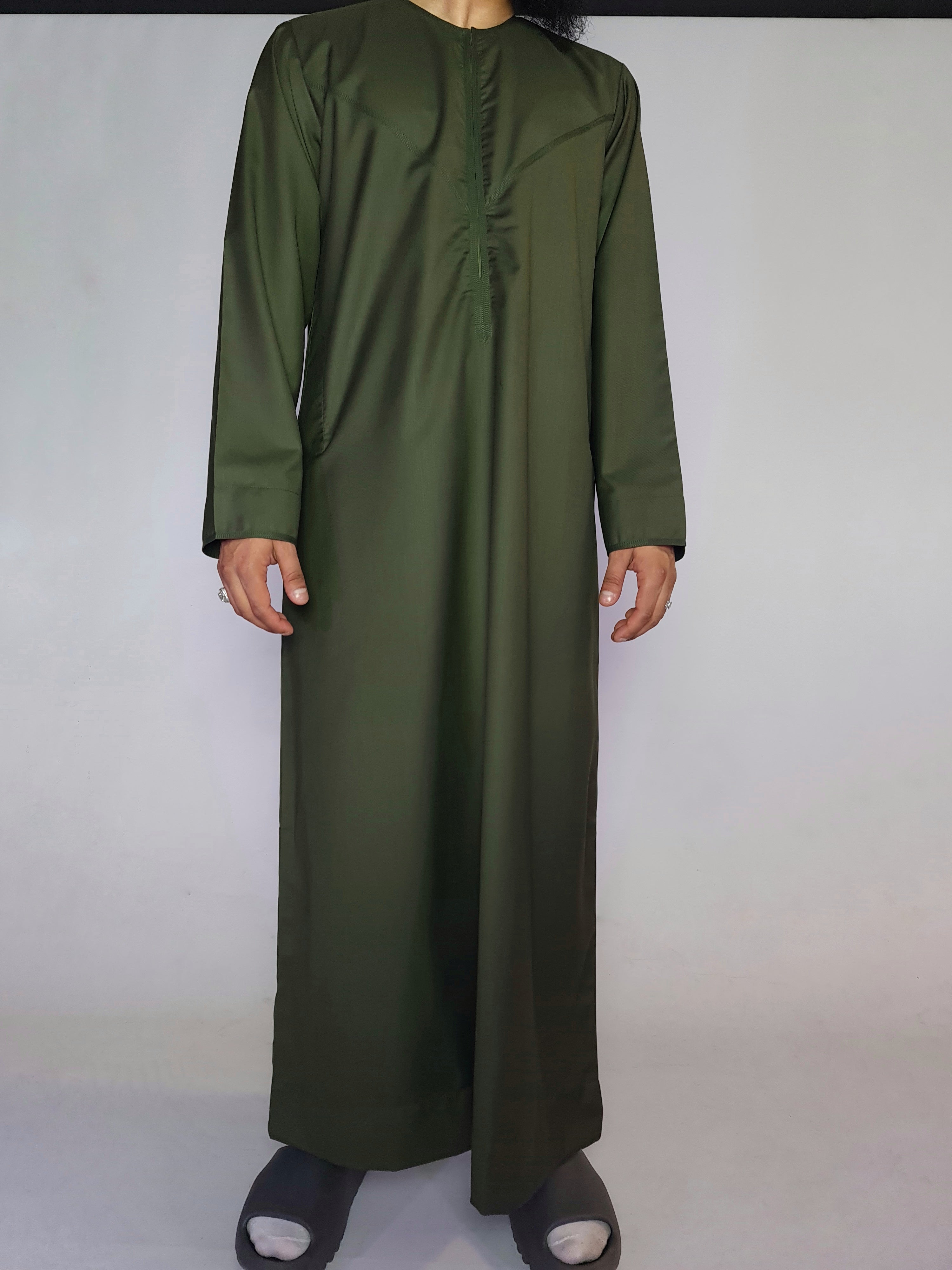 Dark Green Simple Omani Thobe