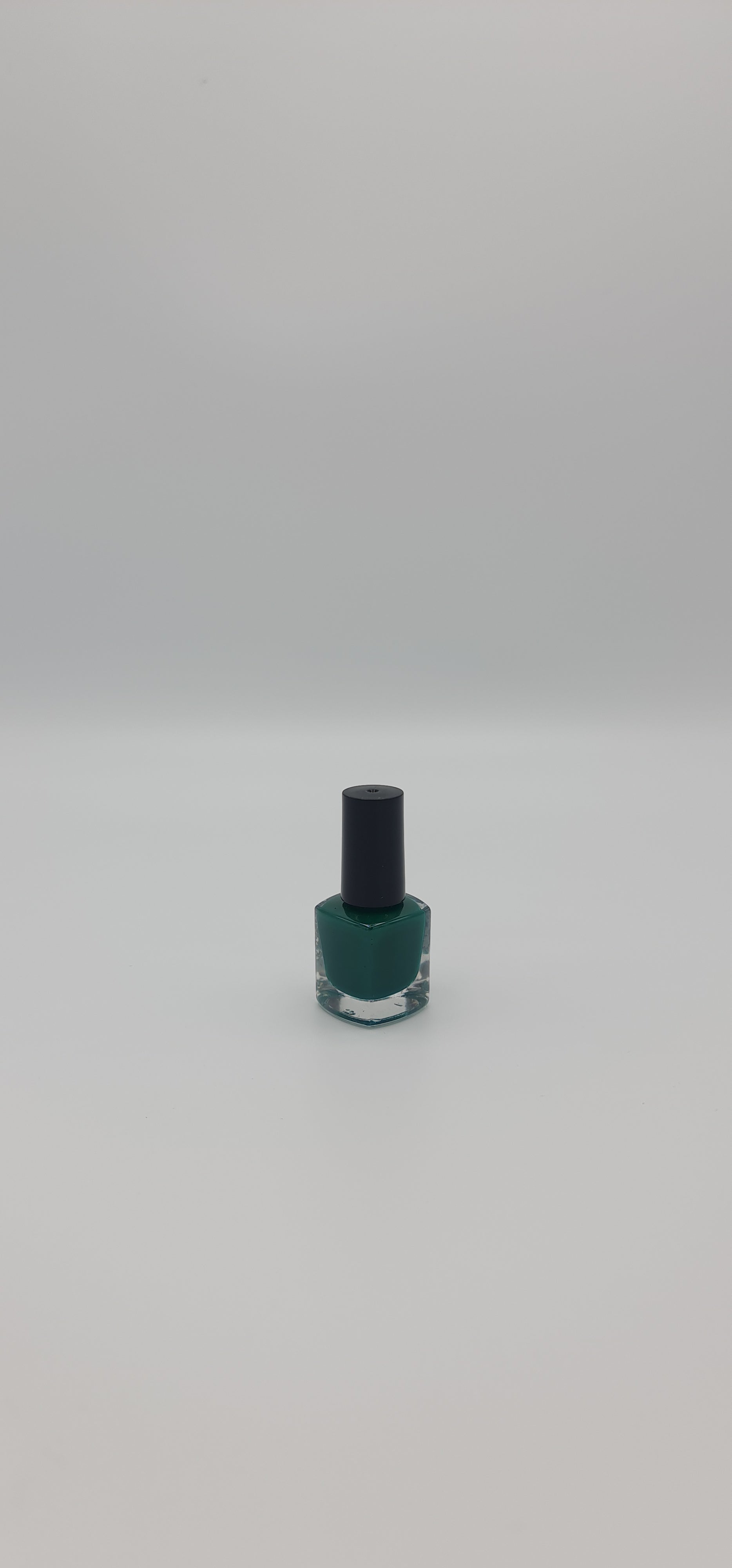 Dark Green Peel-Off Nail Polish